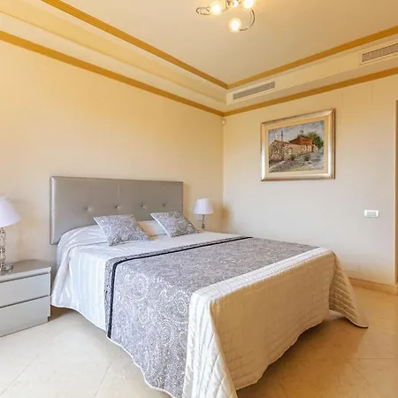37 Granados Del Mar Εστεπόνα